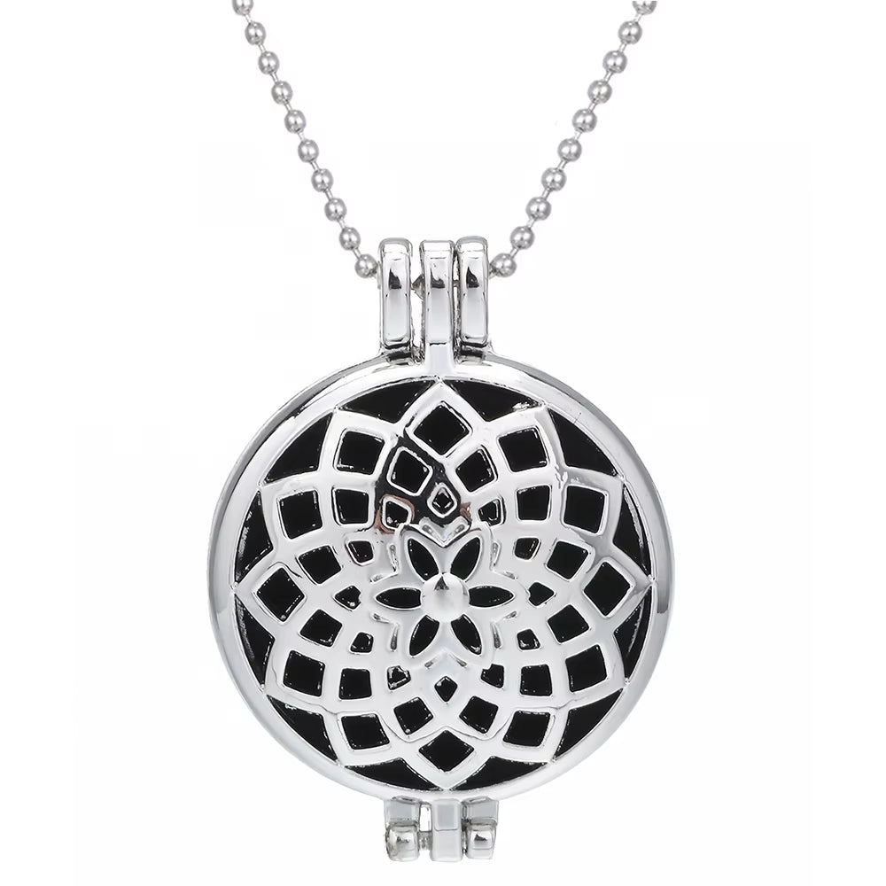New Aroma Diffuser Necklace Vintage Flower Open Lockets Pendant Perfume Essential Oil Diffuser Aromatherapy Necklace