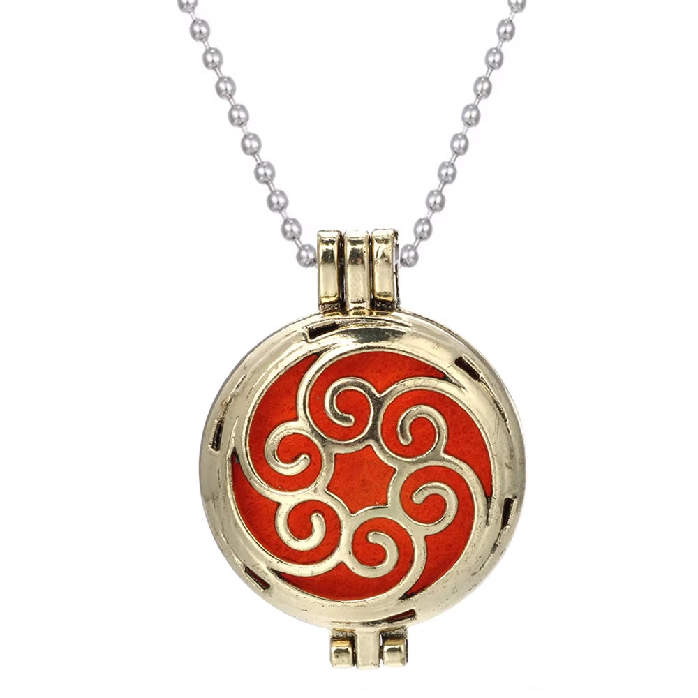 New Aroma Diffuser Necklace Vintage Flower Open Lockets Pendant Perfume Essential Oil Diffuser Aromatherapy Necklace