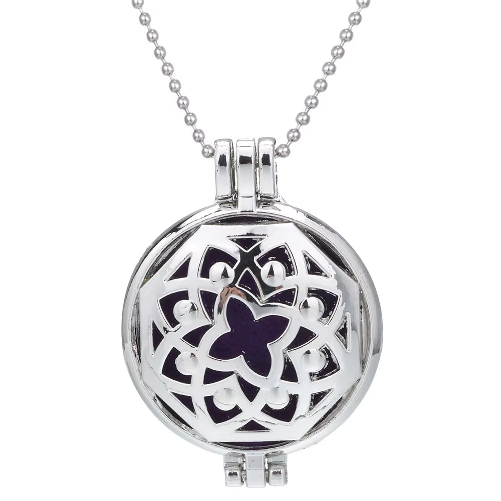 New Aroma Diffuser Necklace Vintage Flower Open Lockets Pendant Perfume Essential Oil Diffuser Aromatherapy Necklace