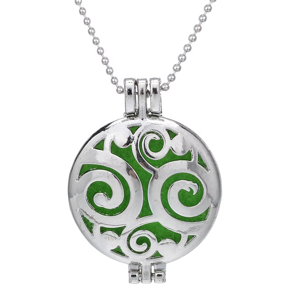 New Aroma Diffuser Necklace Vintage Flower Open Lockets Pendant Perfume Essential Oil Diffuser Aromatherapy Necklace