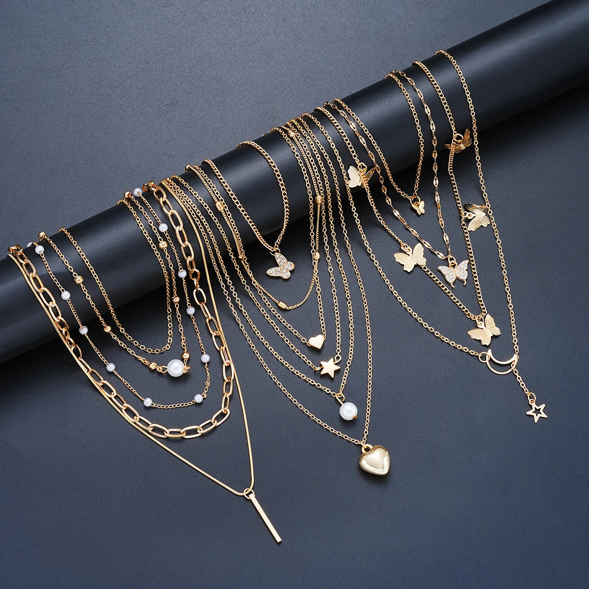 13Pcs Gold Pendant Necklace
