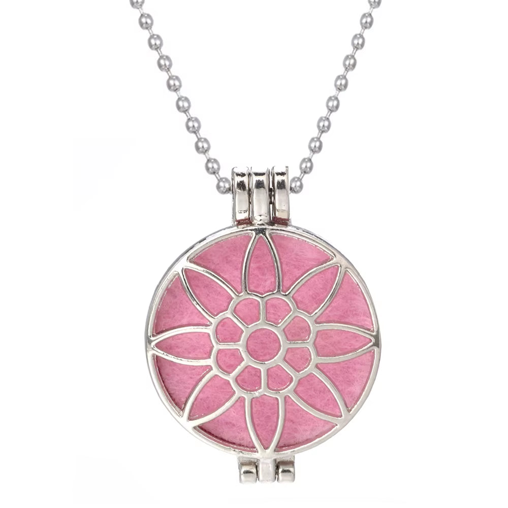New Aroma Diffuser Necklace Vintage Flower Open Lockets Pendant Perfume Essential Oil Diffuser Aromatherapy Necklace
